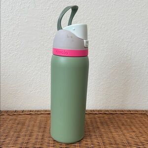 Owalo Green and Pink Water Bottle 32 oz
